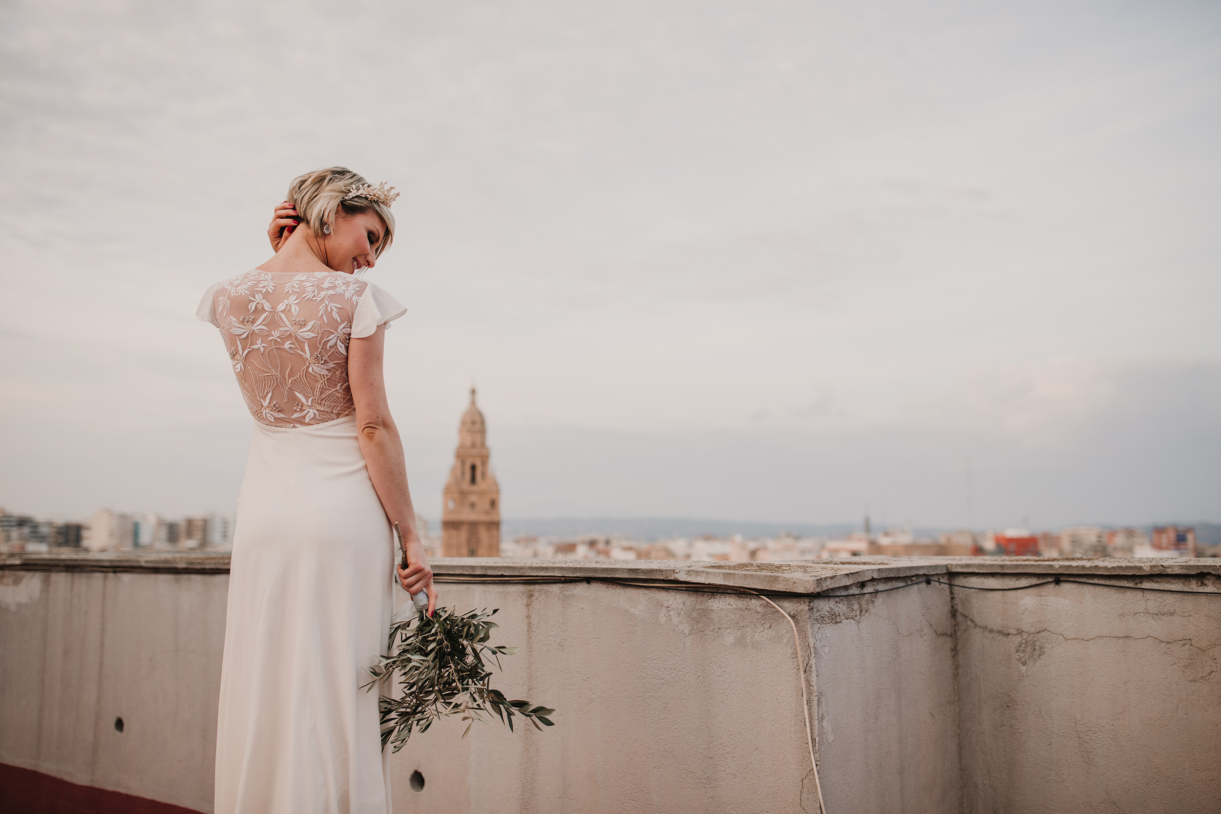 boda altura murcia 2020 estilo wedding postboda romántico ático azotea edificio otaduy fan fan et popui agatha paris ramo catedral
