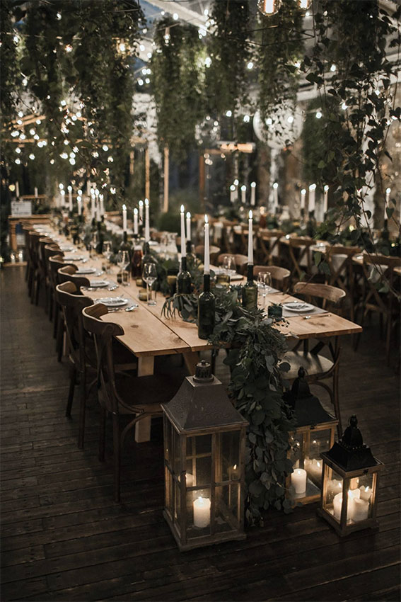 Boda 2020. Iluminación. Deco. Decoración. Flores. Mesas infinitas. Velas. Candelabros.